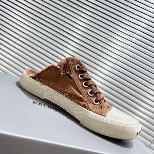 Paris Slip On Sneaker TH