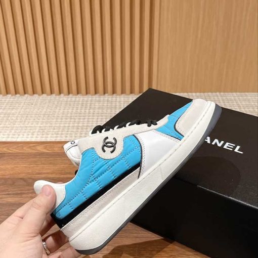 Wmns Nylon & Suede Low Top Sneakers VS