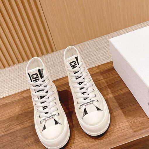 Wmns Walk'N' High Top Platform Sneaker MK