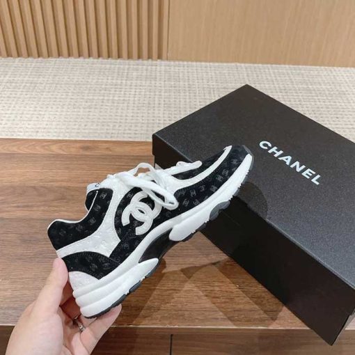 Wmns Suede Calfskin Sneakers JT
