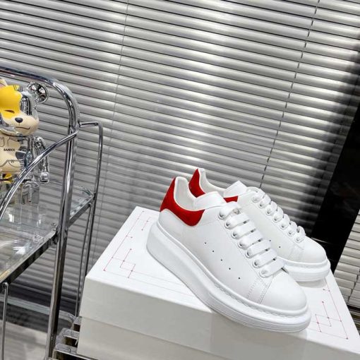 Oversized Sneaker DS