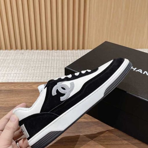 Wmns Fabric & Suede Low Top Sneakers UQ