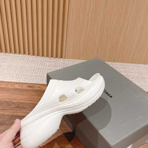 Wmns BLCG x Crocs Mule HY