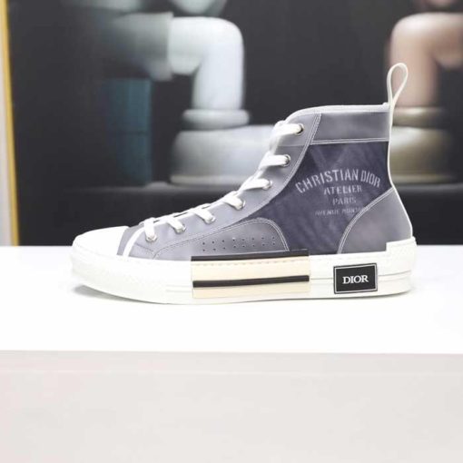 B23 High Top Sneaker Y
