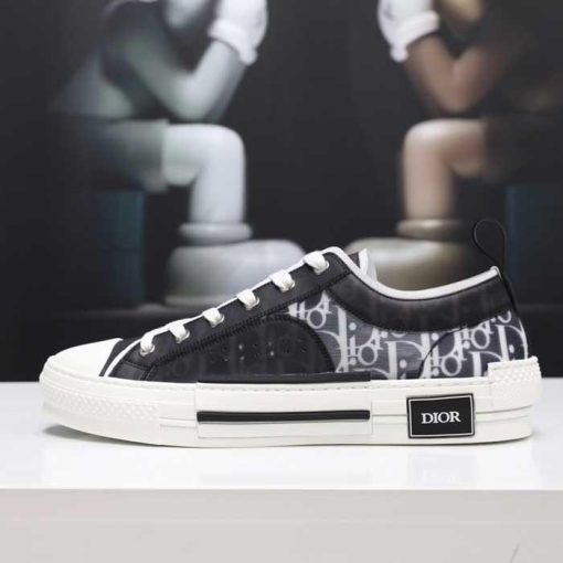 B23 Low Top Sneaker RT