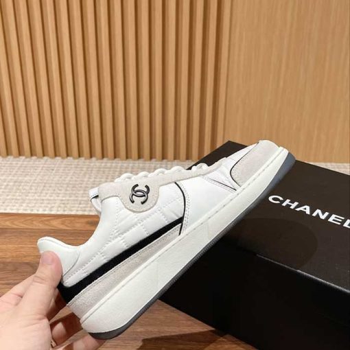 Wmns Nylon & Suede Low Top Sneakers QA