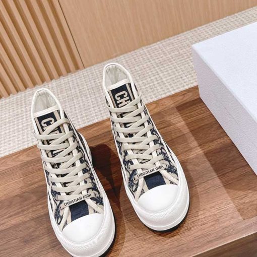 Wmns Walk'N' High Top Platform Sneaker PC