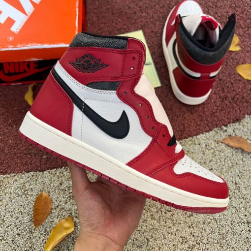 Jordan 1 Retro High OG 'Lost & Found' OR