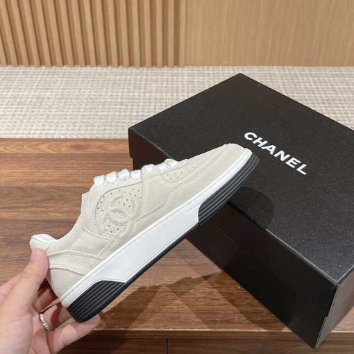 Wmns Suede Low Top Sneakers KV
