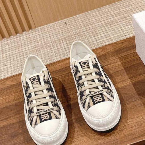 Wmns Walk'N' Low Top Platform Sneaker KS