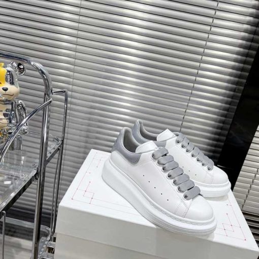 Oversized Sneaker KJ