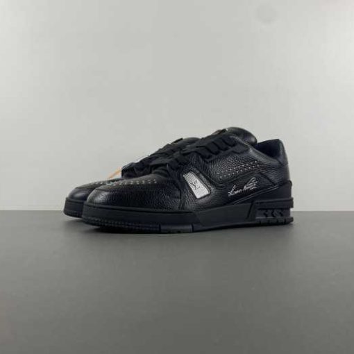 LV TRAINER SNEAKER 24121003