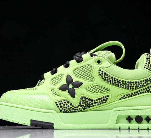 LV SKATE SNEAKER 24111606