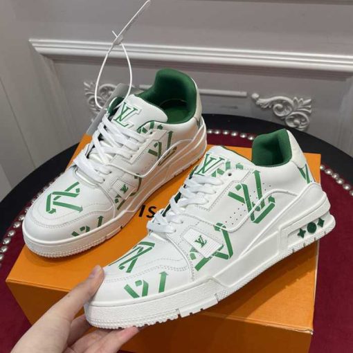 LV TRAINER SNEAKER