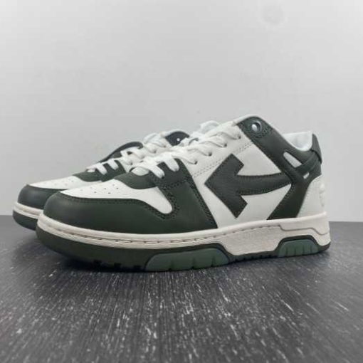 OFF-WHITE SNEAKER