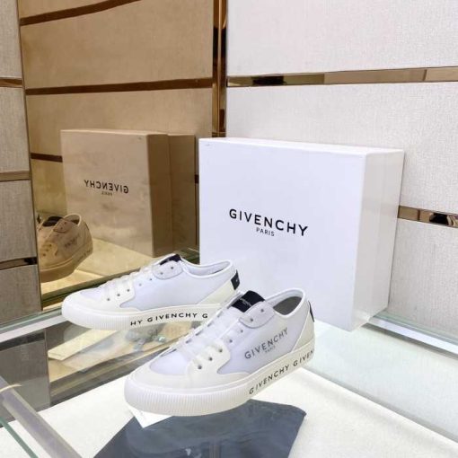 Givench Spectre Low-TOP SNEAKER