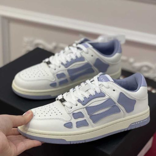 AR1M1 Low-Top Sneaker