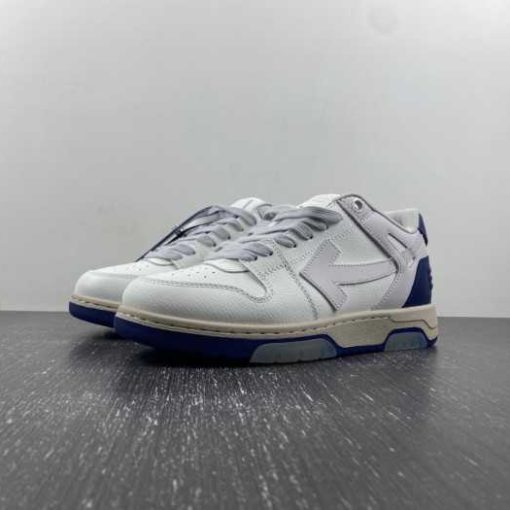 OFF-WHITE SNEAKER