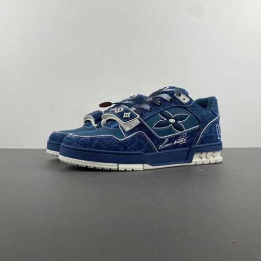 LV TRAINER SNEAKER 25031209