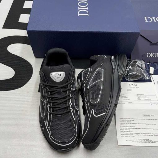 DR B30 Sneakers