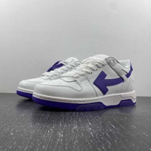 OFF-WHITE SNEAKER