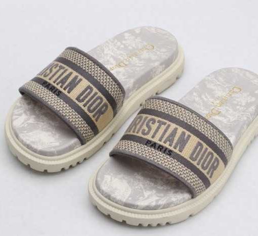 DR SLIPPERS