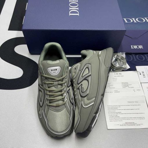 DR B30 Sneakers