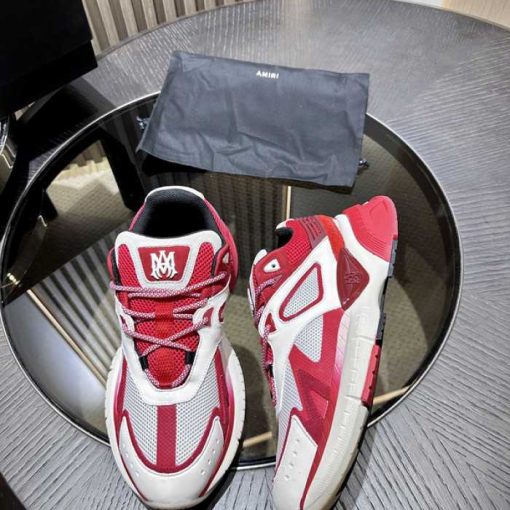 AR1M1 Low-Top Sneaker