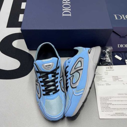 DR B30 Sneakers