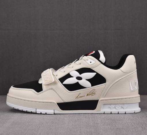 LV TRAINER SNEAKER 24072204