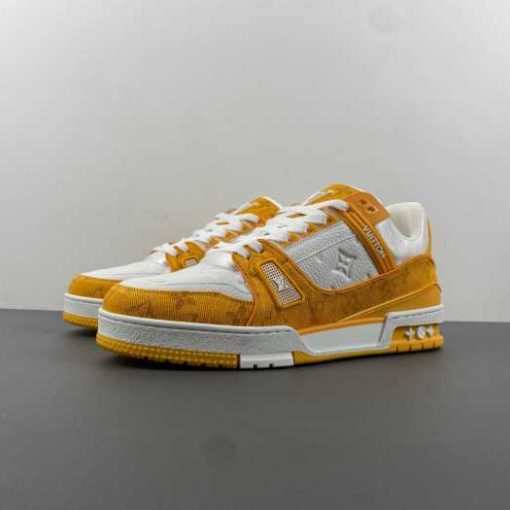 LV TRAINER SNEAKER