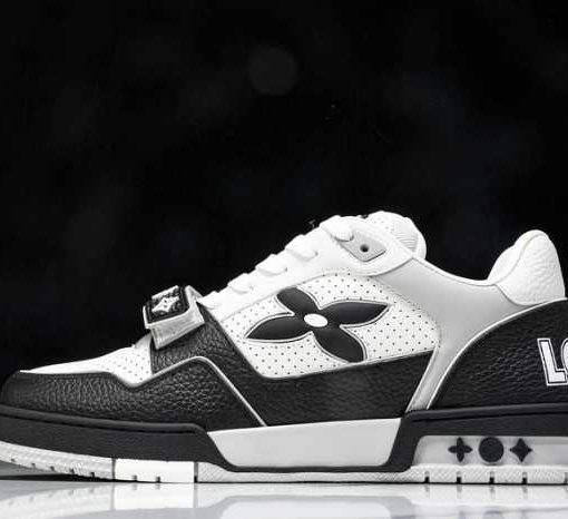 LV TRAINER SNEAKER 25040909