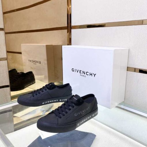 Givench Spectre Low-TOP SNEAKER