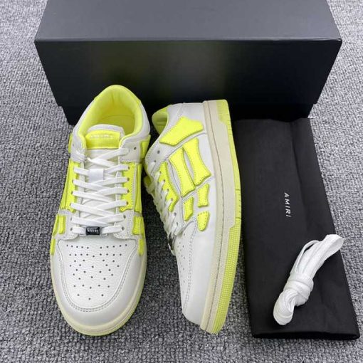 AR1M1 Low-Top Sneaker