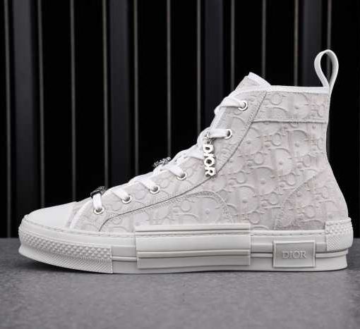 DR Homme Kaws