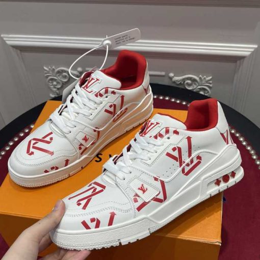 LV TRAINER SNEAKER