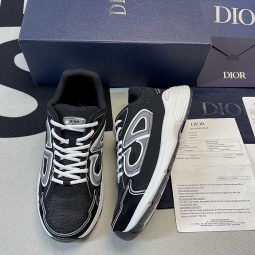 DR B30 Sneakers