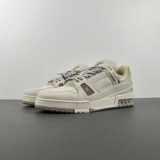 LV TRAINER SNEAKER 25031204