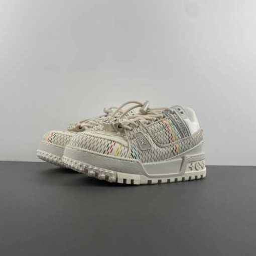 LV TRAINER SNEAKER 24052502