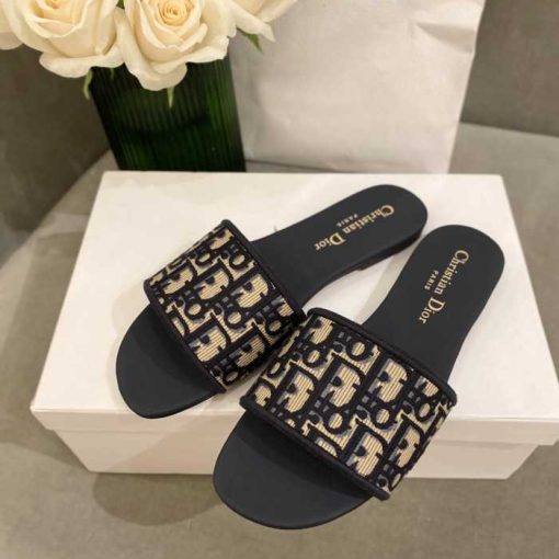 DR SLIPPERS