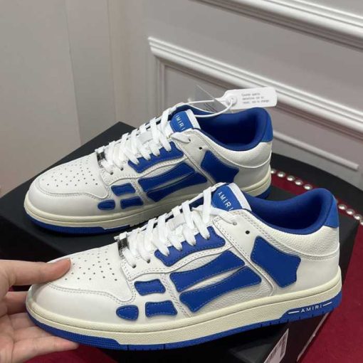 AR1M1 Low-Top Sneaker
