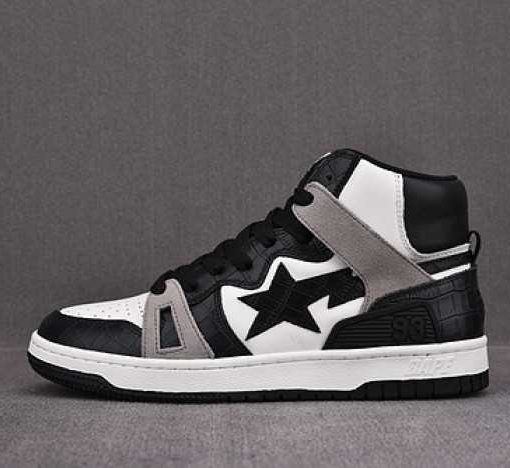 B*PE SNEAKER