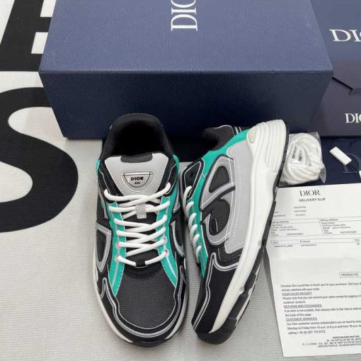DR B30 Sneakers