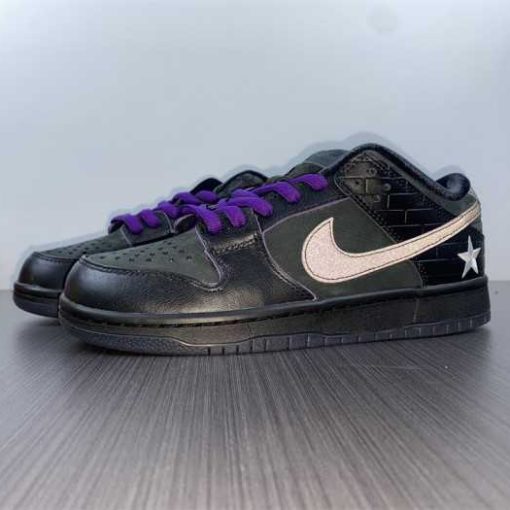 Familia x Nike SB Dunk Low “First Avenue” DJ1159-001