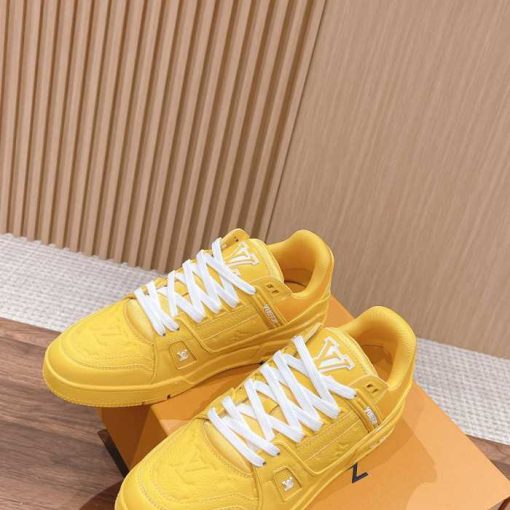 LV TRAINER SNEAKER