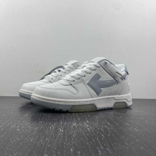 OFF-WHITE SNEAKER