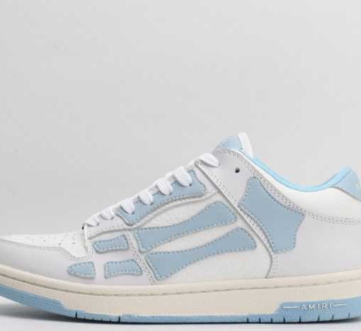 AR1M1 Low-Top Sneaker