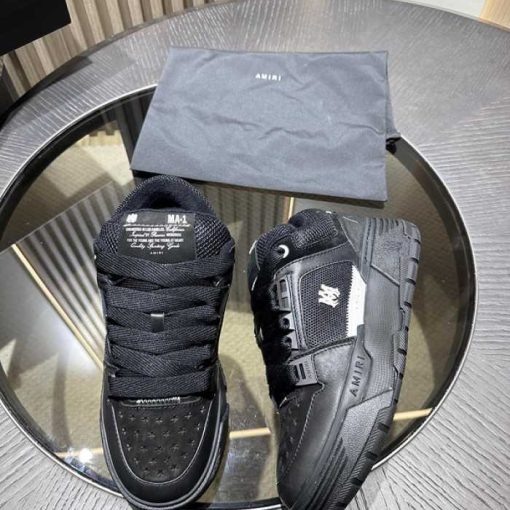 AR1M1 Sneaker MA1