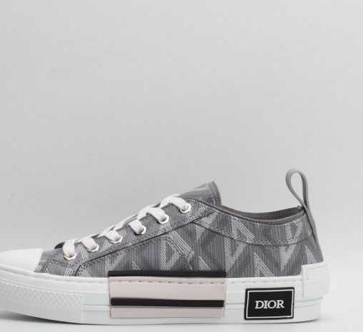DR B23 Sneakers