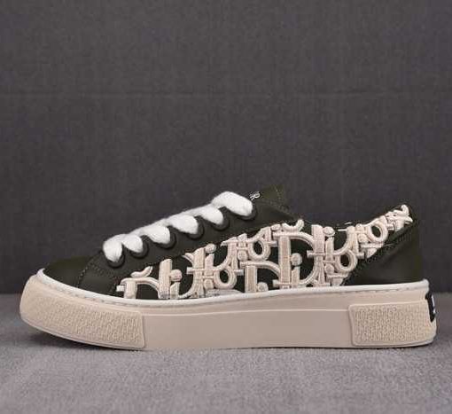 DR B33 SNEAKER